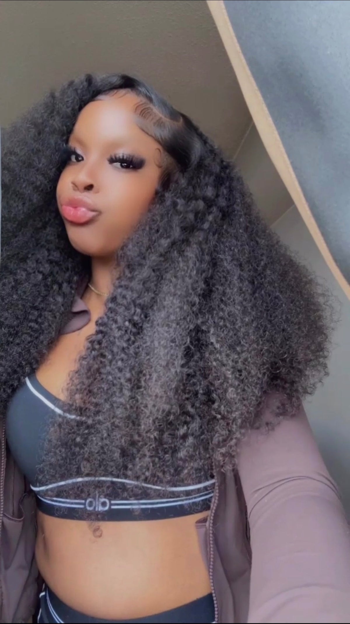 Kinky curly virgin unit